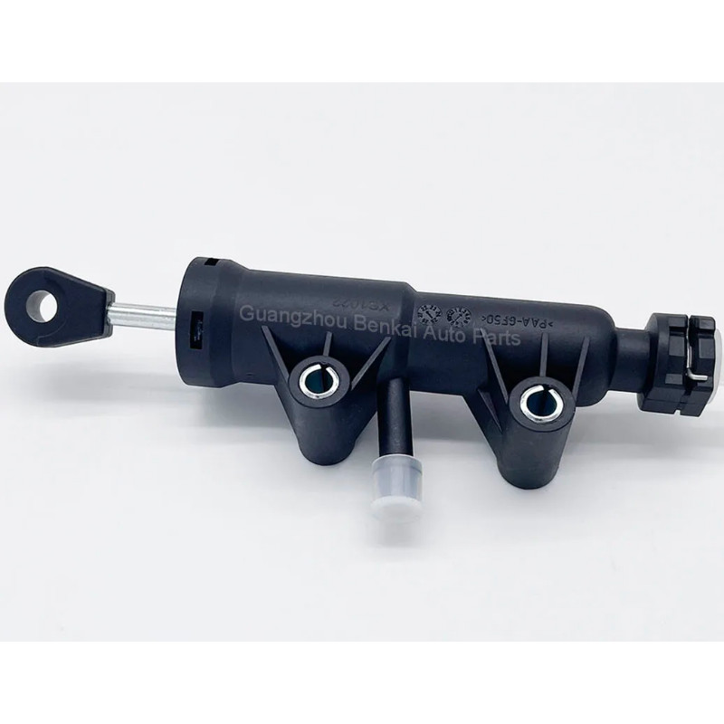 Vito W639 Clutch Master Cylinder A 6392900112