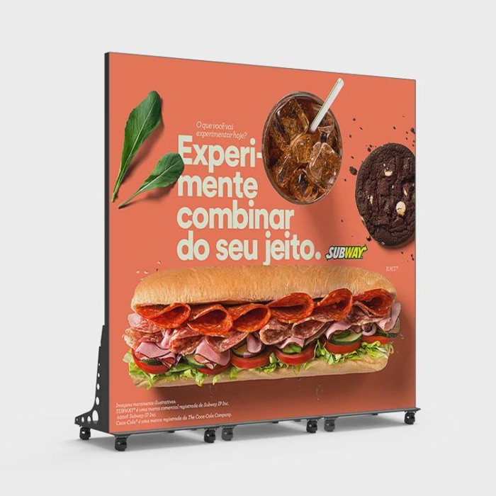 HUSHIDA New Design Floor Standing Software Control Led Poster Screen Light Digital Signage P2 Poste