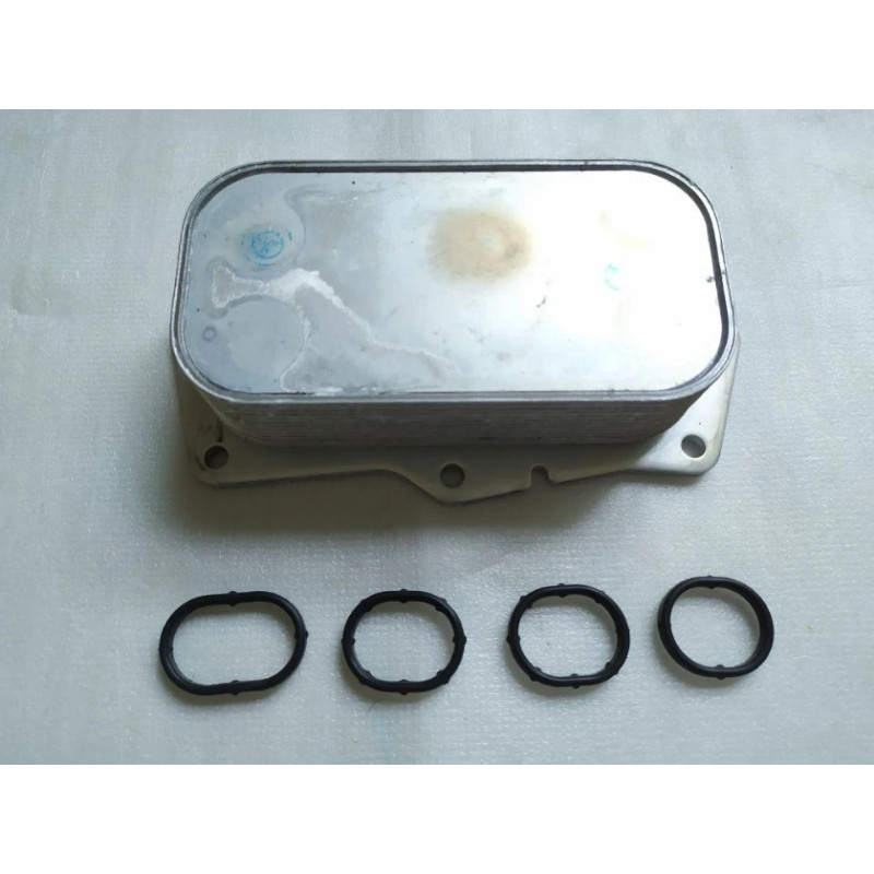 Engine Oil Cooler For Hyundai WAGON H-1 H1 GRAND STAREX 26421-4A002