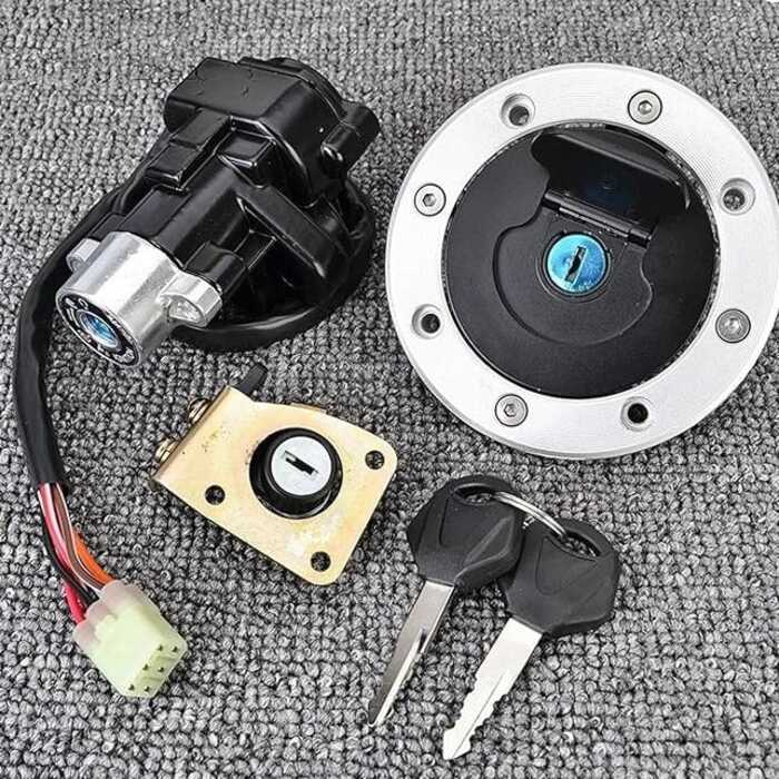 เหมาะสําหรับ Suzuki GSX400 FSV/FSK1 GK7B GSX1200 FSW/FSX การใช้ถังฝาครอบล็อค