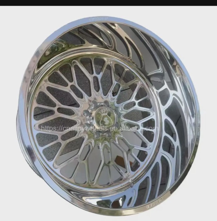 Customized product: Wheel hub 28x14 in 6x135 lug pattern