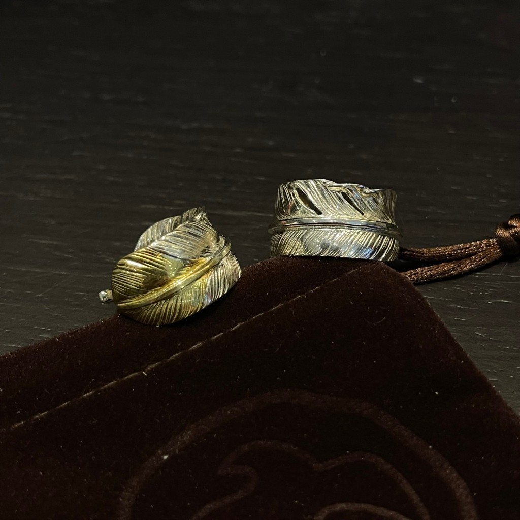 GORO'S s925 Sterling Silver Seiko Gold Plated Feather Ring Couple Ring