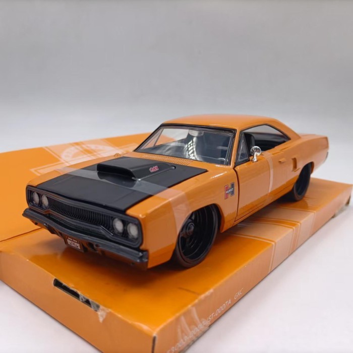 ข้อเสนอพิเศษ 1: 24 jada PLYMOUTH 1970 PLYMOUTH ROAD โมเดลรถโลหะผสม