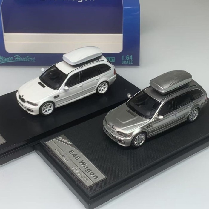 พร้อมส่ง SH Ready Stock Stance Hunters 1: 64 BMW M3 3 Series Touring E46 Watt Tank Touring Car Model