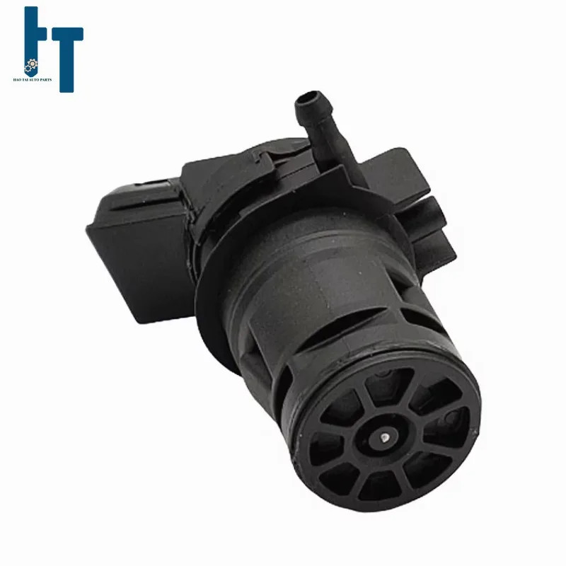 MN117839 060210-4631 Windshield Washer Pump Motor For Mitsubishi Pajero Montero V63 V65 V68 V73 V75