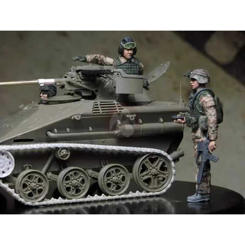 C 1/35 Scale Resin Soldier Figure Model Kit Modern Military Miniature Toy Tank Crew 3 Persons Unass