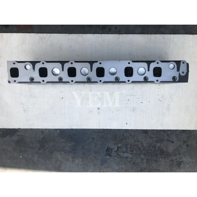 For Komatsu 6D108 Excavator Engine Parts 6D108 Cylinder Head