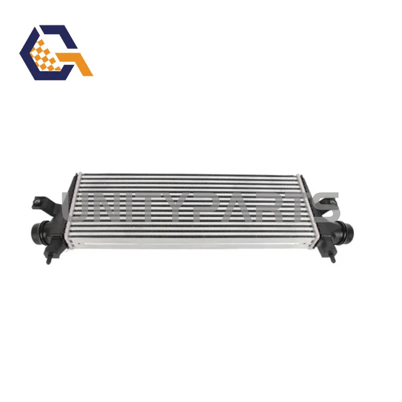 Intercooler Assy For Toyota Hilux Innova 17940-0E010 179400E010 Car Accessories