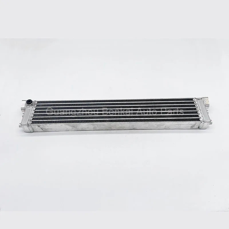 Engine Oil Cooler Additional Radiator 2095000100 For Mercedes Benz W204 C63  W212 E63 W221 S63 C209