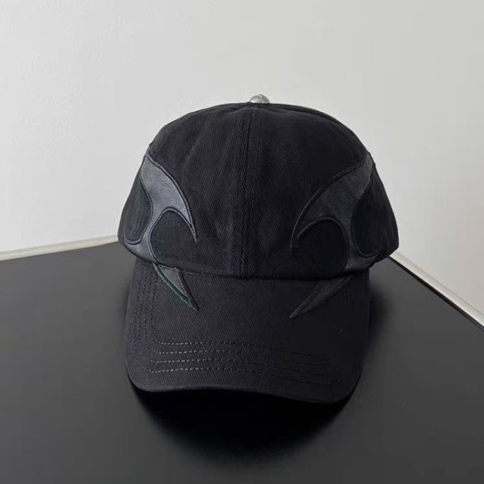 25SS Thug Club Thug Club Flame ล้างหมวกเบสบอลเก่าอินเทรนด์ Street ปัก Peaked หมวก