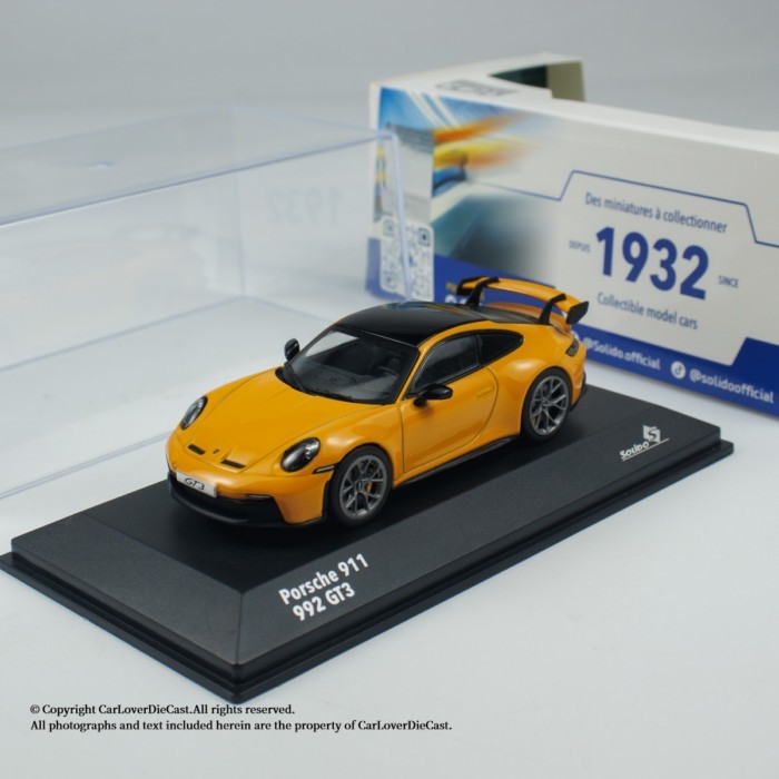 พร้อมสต็อก SOLIDO 1: 43 PORSCHE PORSCHE 911 1992 GT3 โมเดลรถโลหะผสมสีเหลือง