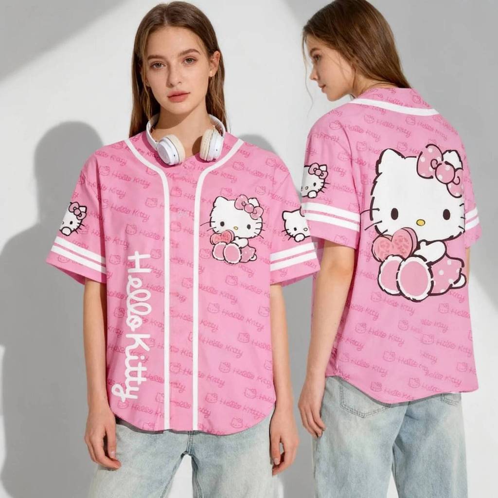 SANRIO ชุดคลุมท้อง ซานริโอ ยูกุย สุนัขคิตตี้แมวแฟนอเมริกันเบสบอลแจ็คเก็ตหวานเย็นฤดูร้อนขนาดใหญ่พิเศษผู้ชายผู้ใหญ่กีฬาเสื้อยืด