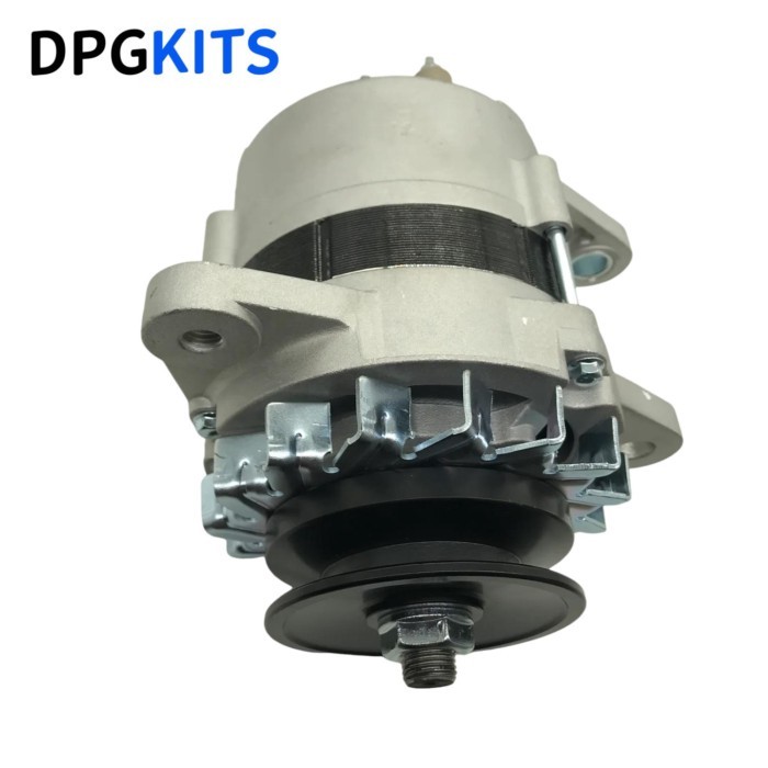 600-821-6120 6008216120 Generator For Komatsu Loader WA40 WA50 4D95 4D95L 4D95LE 4D95S PC200 PC220