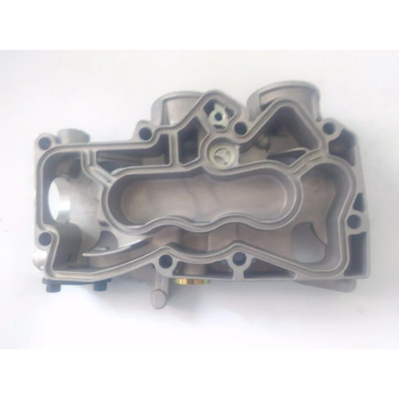 EC210 D6E Engine Oil Cooler Cover For Deutz BF4M2012 Volvo Excavator 21099784(2 Models)