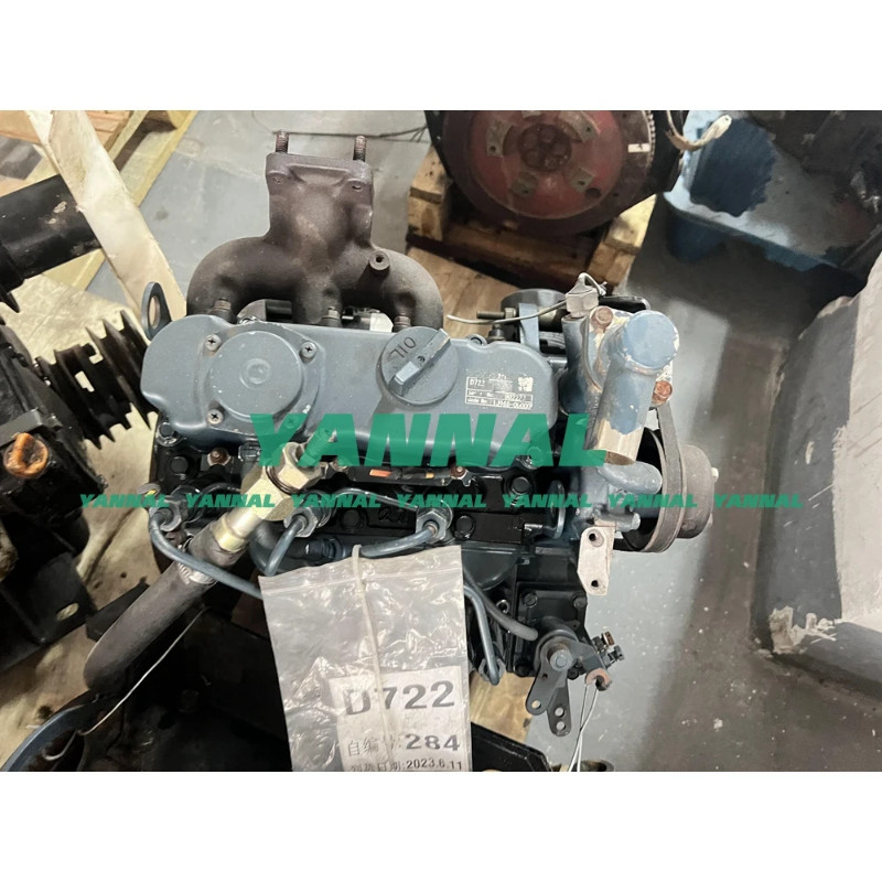 Used D722 Complete Engine Assy 14.9kw 3600RPM For Kubota Excavator Engine Parts