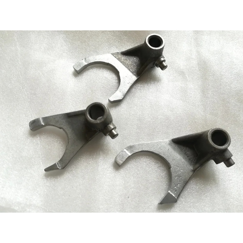 Gear Shift Fork Gearshift Fork For Yamaha XV250 XV125 QJ250-H QJ250-L QJ250-J