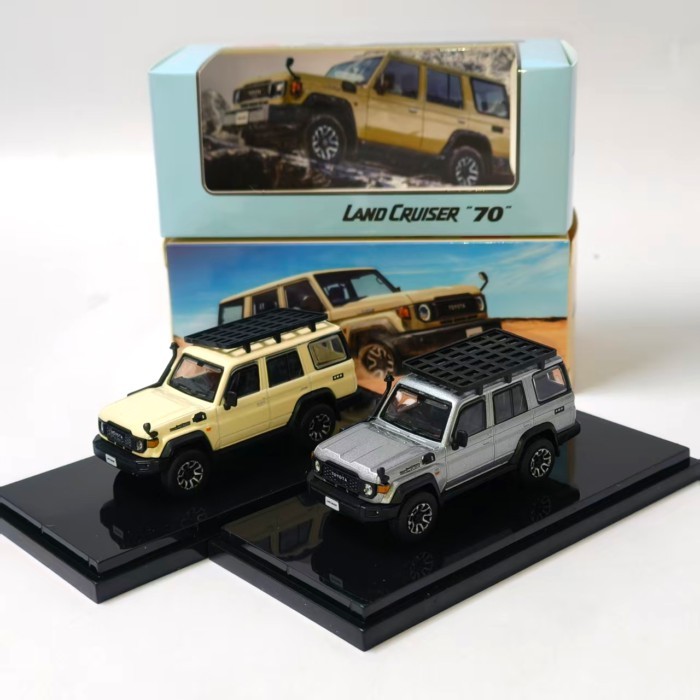 1: 64 DBGT Toyota Rand Cool Luze LC70 จําลองรถคอลเลกชันเครื่องประดับ