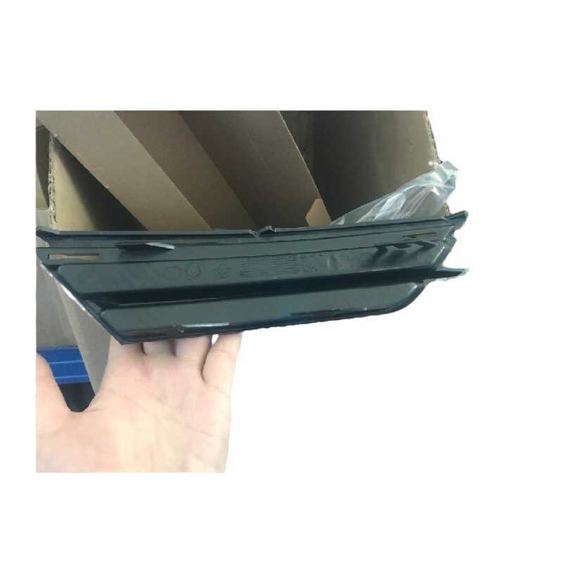 E-commerce---MKC Lin K กรอบไฟตัดหมอกซ้าย EJ7Z17E811AA ขวา EJ7Z17E811BA