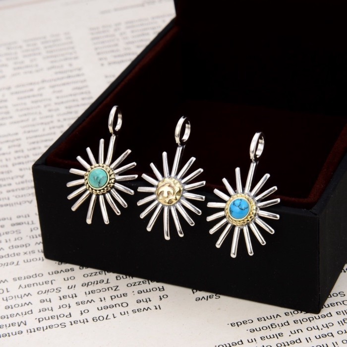 จัดส่งฟรี Goros s925 Sterling Silver Seiko Takahashi Sunflower Pendant