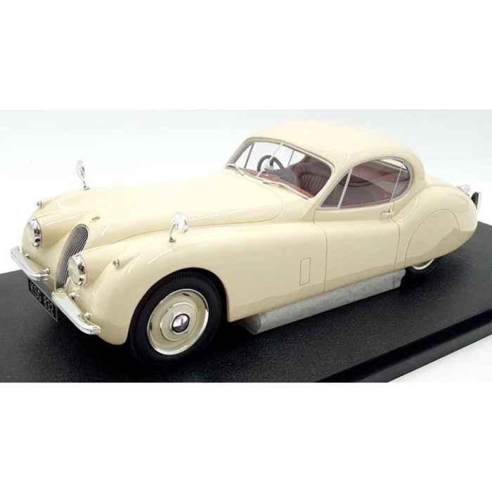 พร้อมสต็อก Cult 1/18 Jaguar xk120 Jaguar White Classic Car Resin Car Model Collection