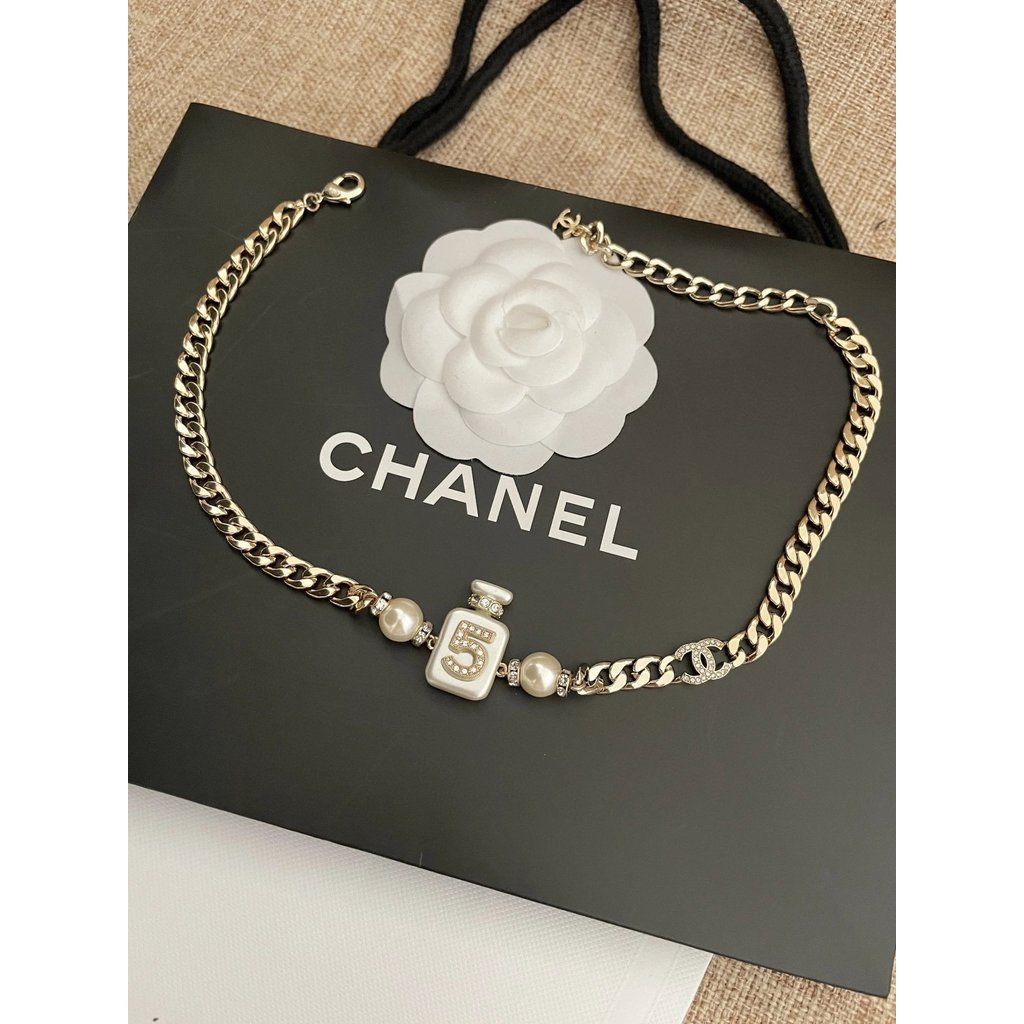 Chanel All-Match Temperament Fashion Perfume Bottle Necklace