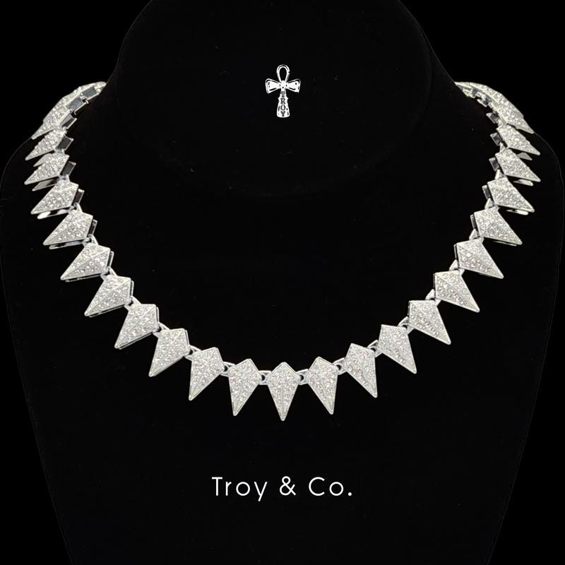 Spiked Chain เพชร CZ  ทรงสามเหลี่ยมแนวพังค์ iced out สร้อยคอคิวบันเท่ สไตล์แร็ป TDN013 Troy & Co.