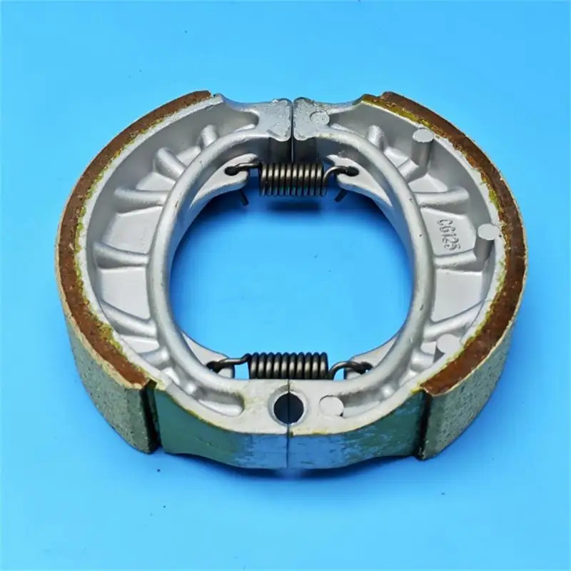 105mm High quality Motor Rear Brake Shoes Brake Pad for GY6 50 GY6 80 GY6 125 CG125 CG150 139QMB 15