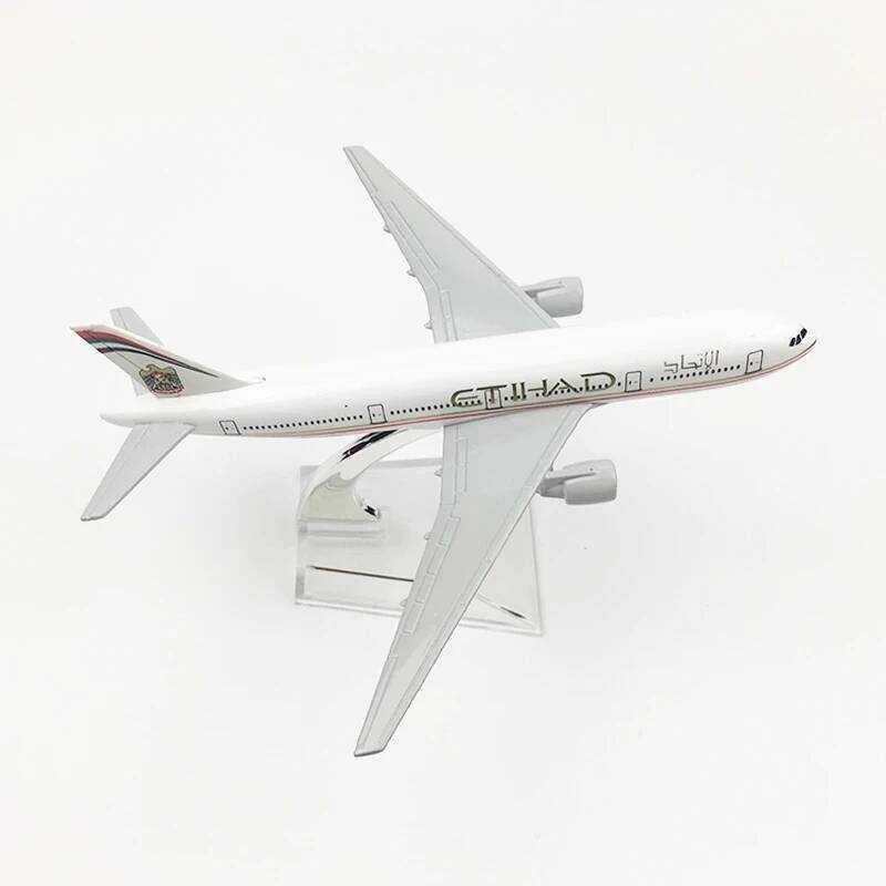 C Model Toy For Children Etihad Airways Boeing 777 Aircraft Model 1:400 Scale 16Cm Metal Alloy Diec