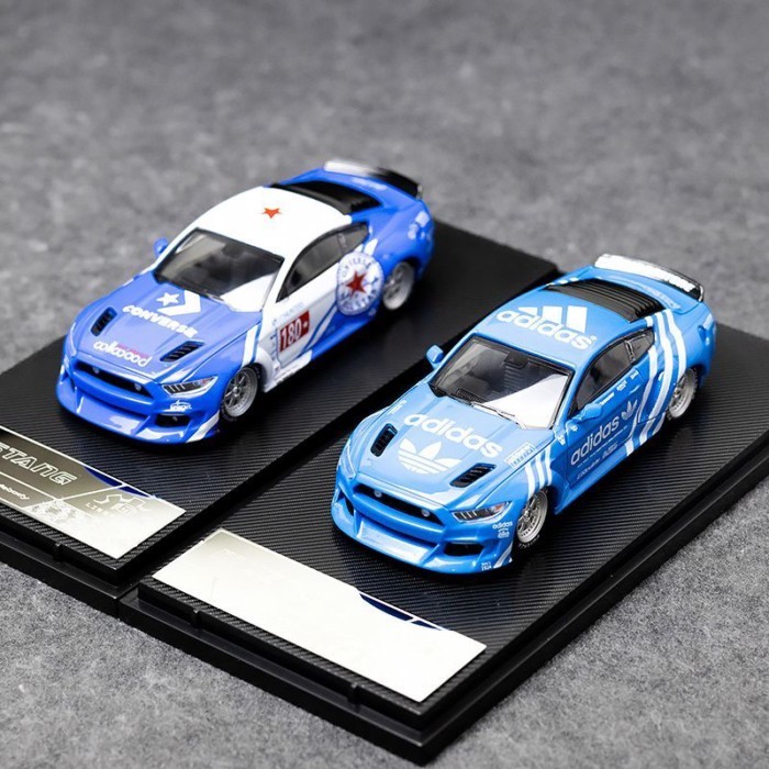 พร้อมสต็อก Liberty 1: 64 Ford Shelby Mustang Mustang Wide Body Modified Version Alloy Car Model