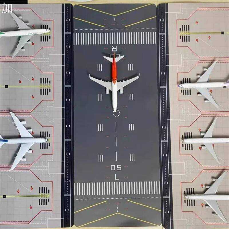 C 2025 New 1:400 Airport Runway Pad For B787/A350 Aviation Airpla Airways Parking On The Apron E Pa
