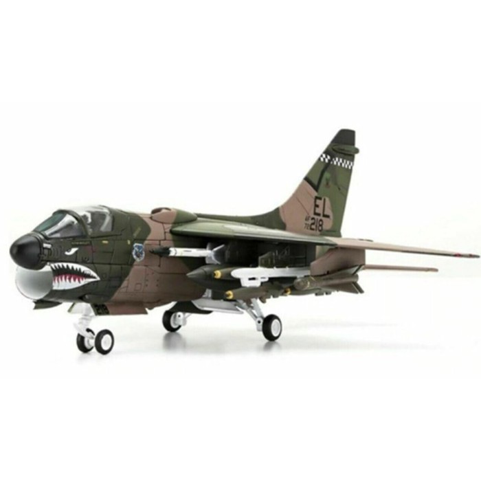 Century Wings 1/72 A-7D Corsair II USAF EL218 โมเดลเครื่องบินรบ