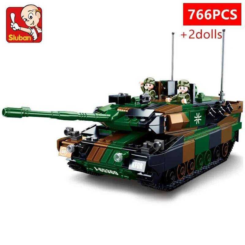 C Sluban 766Pcs Leopard 2A5 Main Battle Tank Model Building Bloc 1/35 Scale Ww2 Tank Army Soilder S