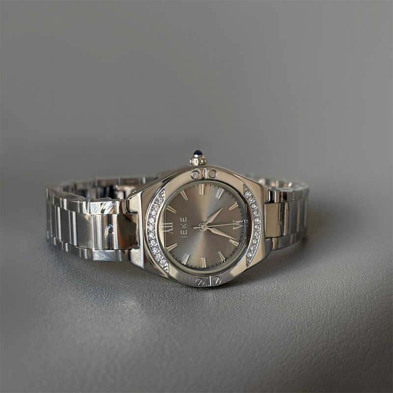 IEKE2025 Rhinestone Disc Steel Band Watch Temperament Fashion Steel Band Quartz Watch Casual Ladies 