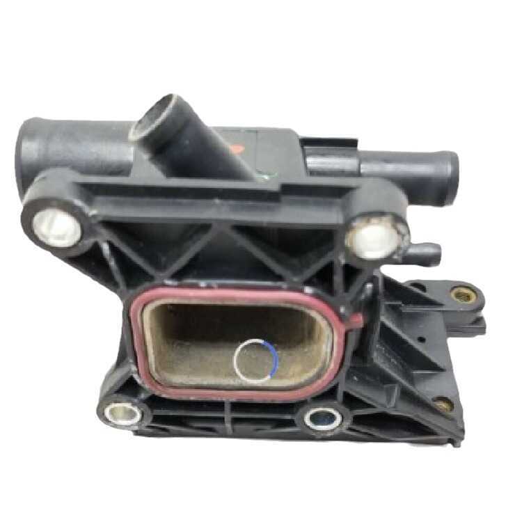 E-commerce การค้าต่างประเทศ KUGA 2.5 ถังเก็บน้ําอินเทอร์เฟซท่อน้ําบนไม่มีเซ็นเซอร์ 6S4G8K556AA