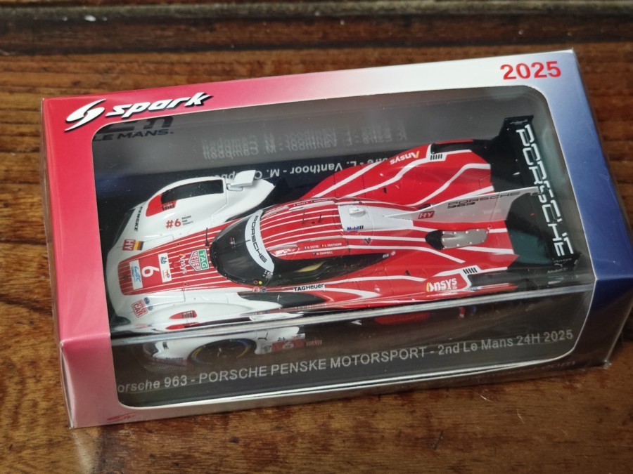 SPARK รุ่น 1/43 2025 Le Mung PORSCHE PORSCHE PENSKE 963 6 #