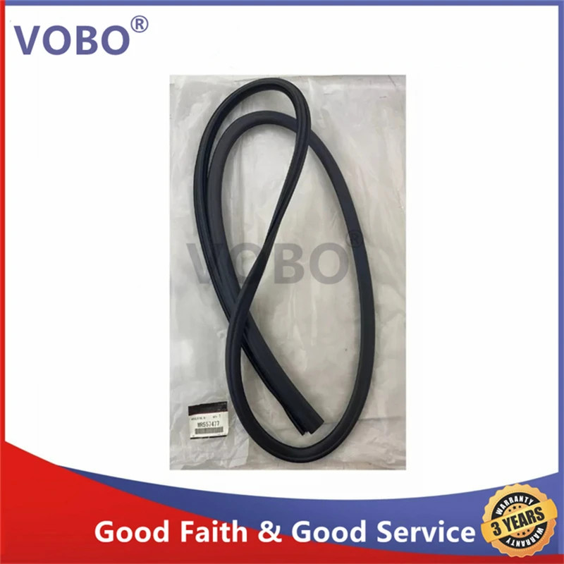 1X New Front Windshield Sealing Strip MR557477 for Mitsubishi Pajero Montero V63W V73W V75W V83W V8