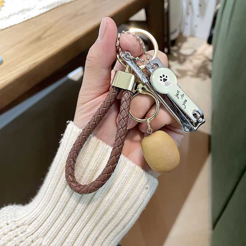 Kiwi Fruit Shop - อุปกรณ์เสริมกระเป๋าและพวงกุญแจ พร้อมช้อนหูหยิบและจี้แฟนคู่ น่ารักสำหรับนักเรียน