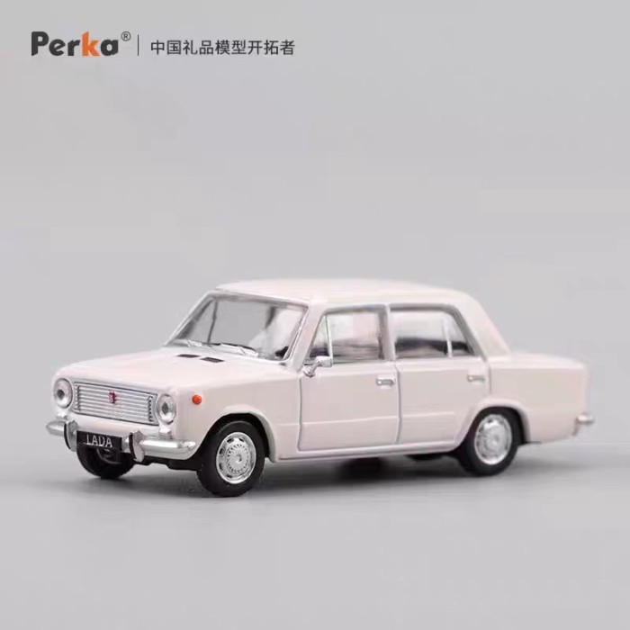 Perka Perka Perka 1: 64 อดีตรัสเซีย Lada LADA2101 จําลองรถรุ่นคลาสสิกคอลเลกชันเครื่องประดับ