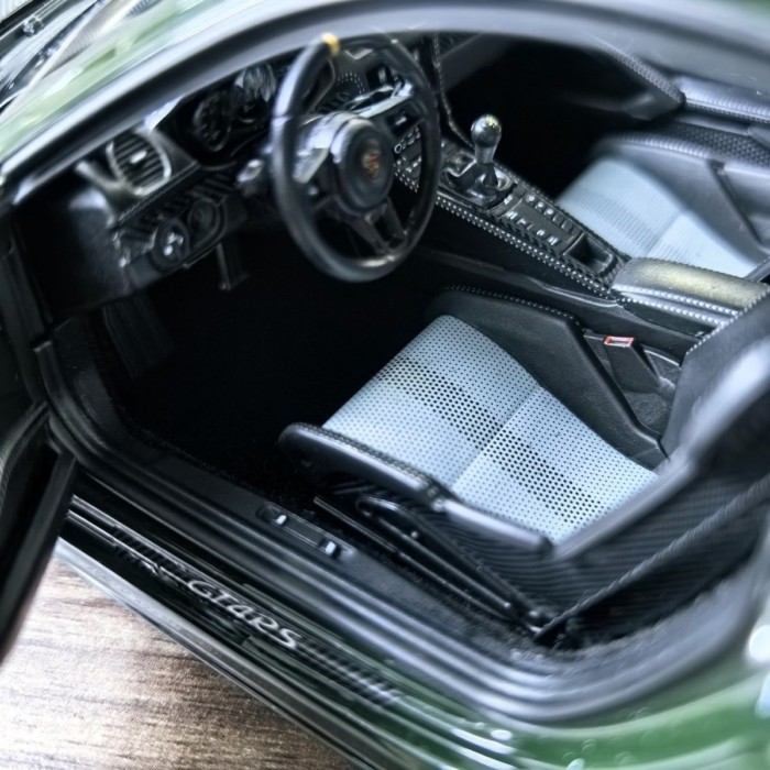 NOREV Norwell 1: 18 Porsche GT4 RS Cayman จําลองรถรุ่นคอลเลกชันตกแต่งรถ