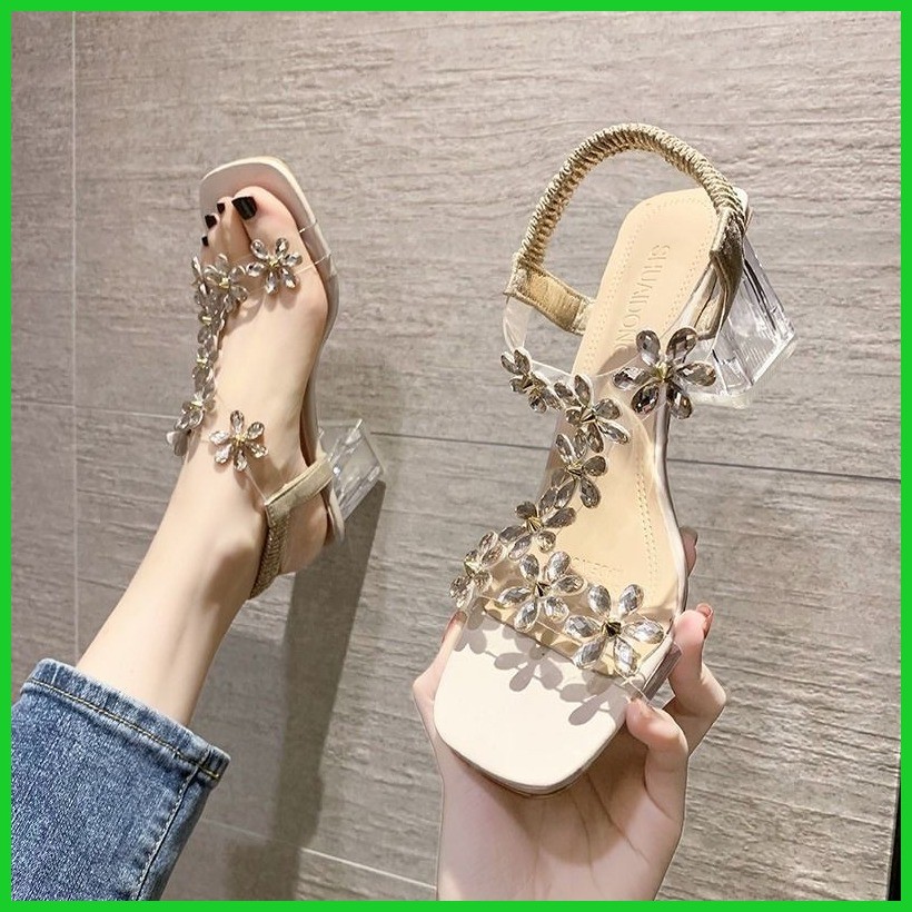 34-43รองเท้าส้นสูงแบบใส ขนาดใหญ่ น่ารักและอ่อนหวาน ส้นเท้าบล็อก รองเท้าส้นสูง