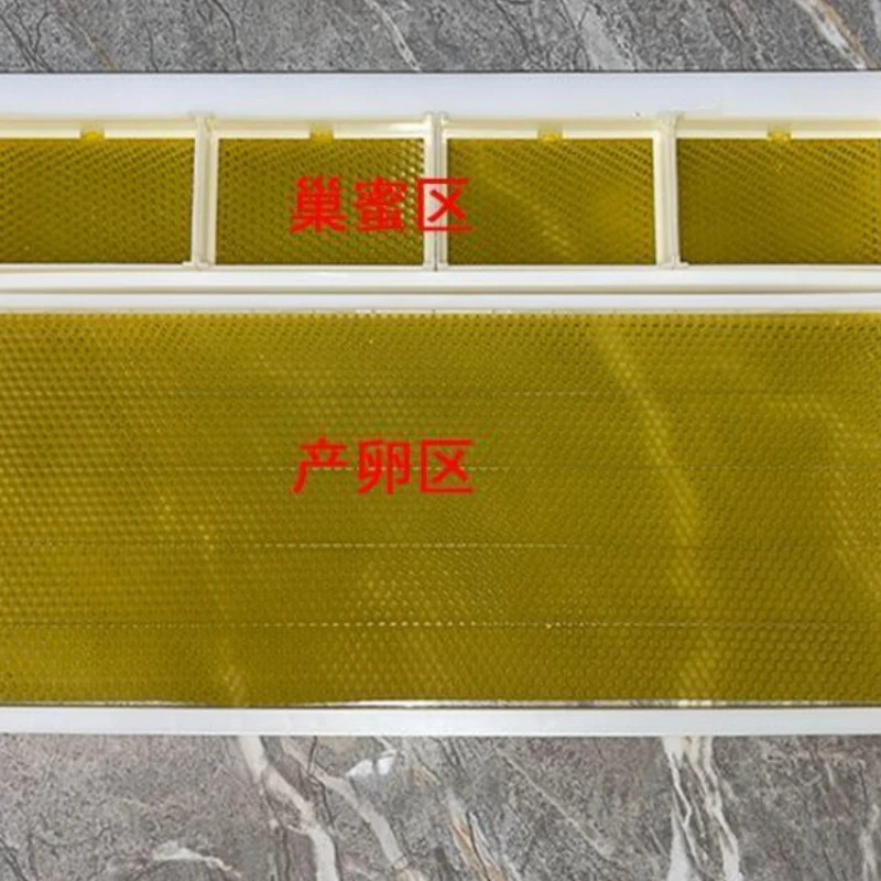 A New Type of 46 Honey Separation Bee Plastic Nest Frame with Bee Hives for Feeding and Bee Breedin