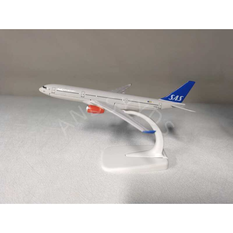 C 16Cm Scale A330 SAS Aires Airplanes Plane Diecast Alloy Model Toy Collective For Collections And