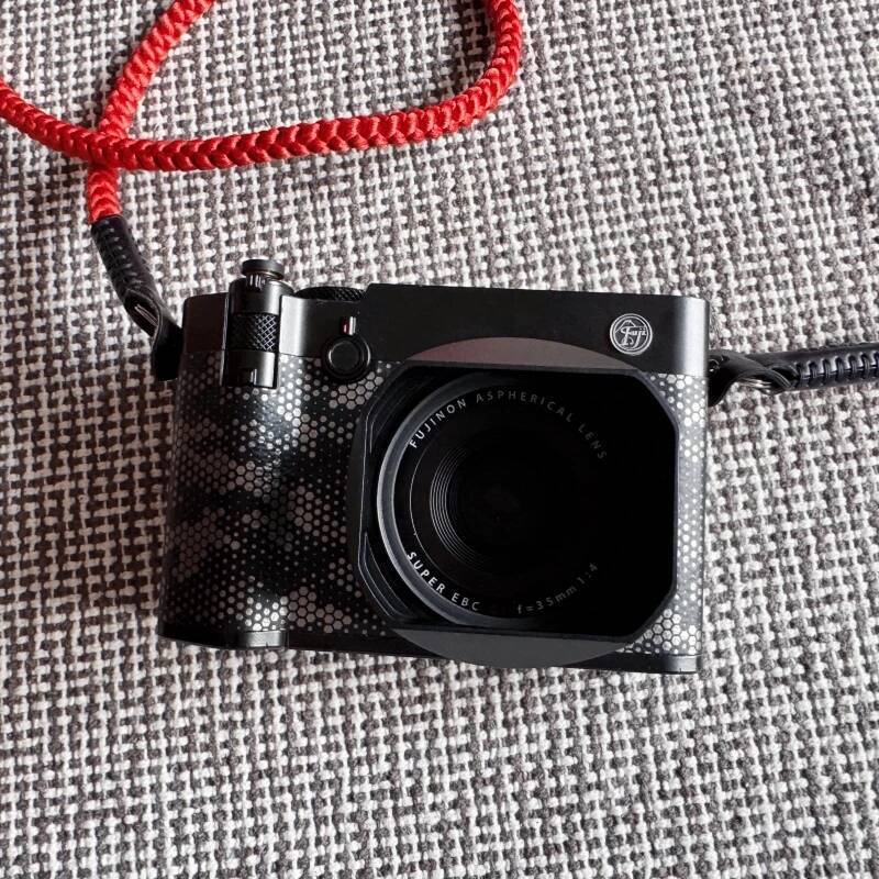 ออกแบบสําหรับ Fujifilm GFX100RF Bayonet Metal Square Lens Hood มาพร้อมหมวกโลหะฟรีสีดํา, สีเงิน