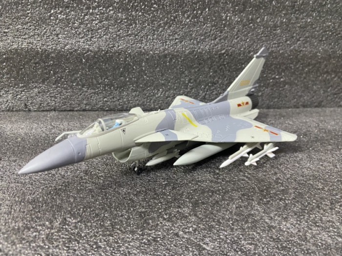 คลังสินค้าพร้อม 1: 72 J-10 Fighter J10 J-Ten Paratrooper เครื่องบินรุ่น Air Exhibition J-10C โลหะผสม
