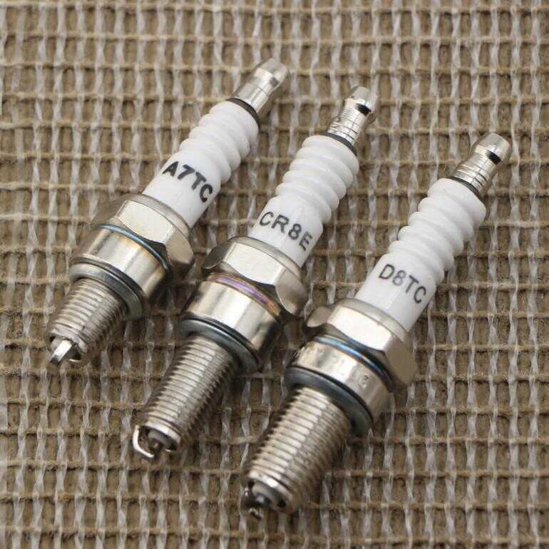 อุปกรณ์เสริมรถจักรยานยนต์ A7TC หัวเทียน D8TC/125 หัวเทียนจุดระเบิดรถจักรยานยนต์ Universal Spark Plug
