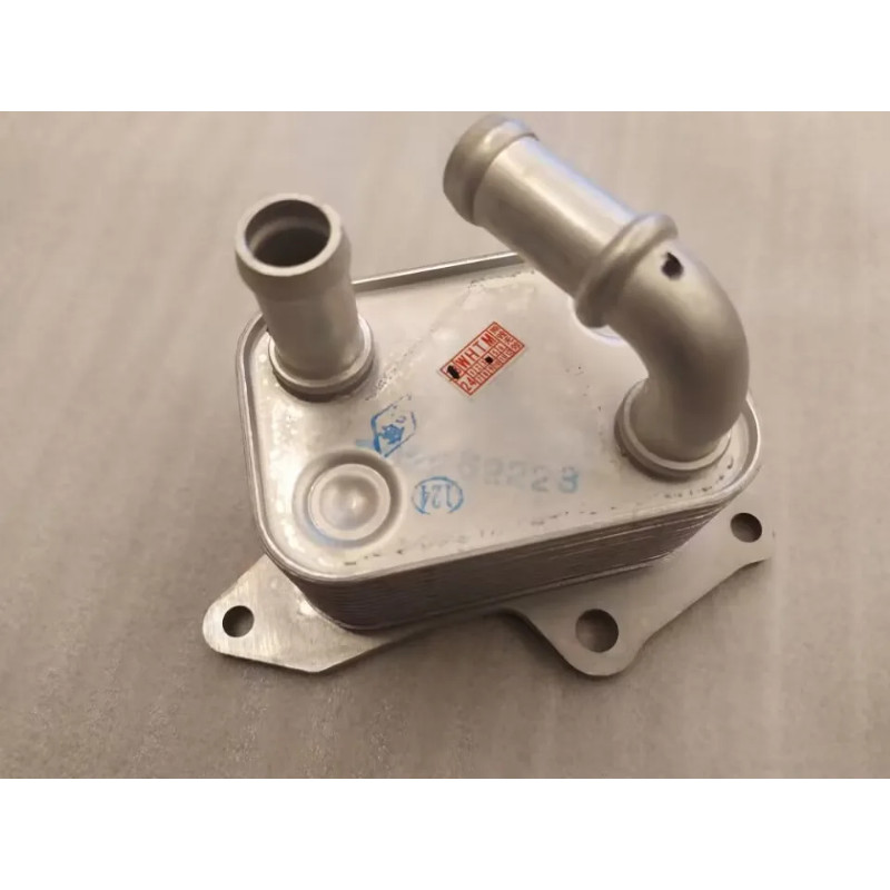 Engine Radiator F4J16 Engine Oill Cooler For Chery Tiggo 8 T1A T1E T1D F4J16-1013010