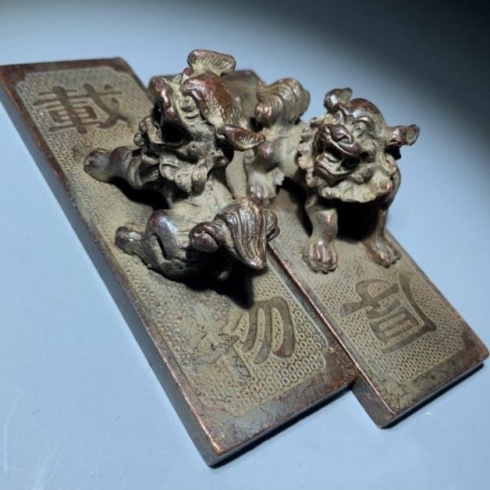 Antique Alloy Pair Double Desk Decoration Ornament Lion Paperweight