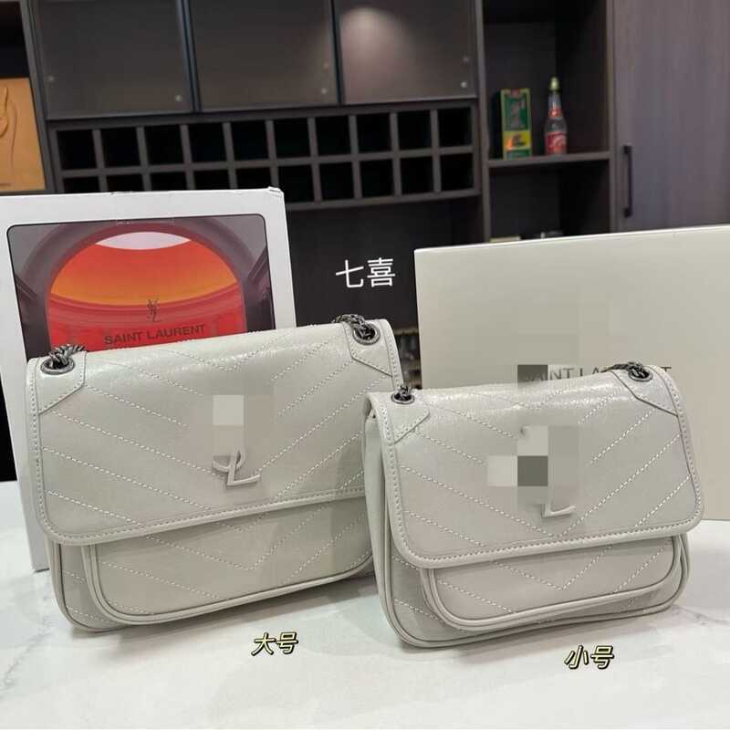 W Yang Shulin Niki กระเป๋าแบรนด์เนม Stylish Commuter สำหรับเดินทาง ความจุมาก กระเป๋าถือหรูหรา