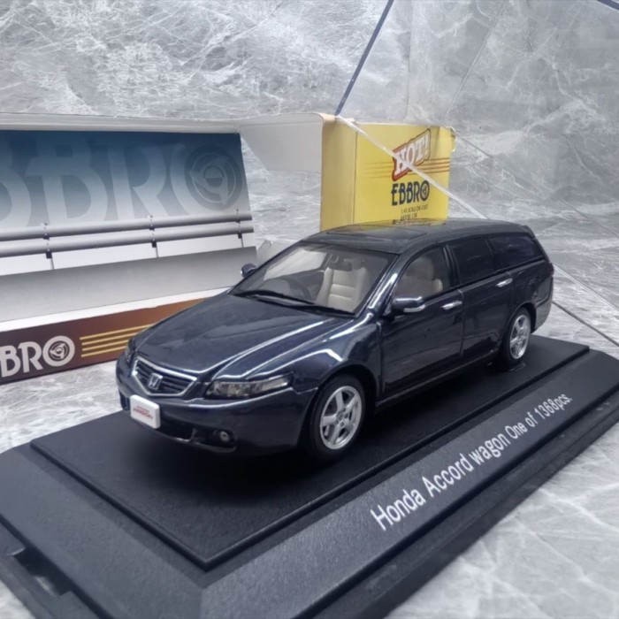 พร้อมสต็อก Ebbro 1/43 Honda Accord Alloy Station Car Model Honda Accord Wagon Dark Blue
