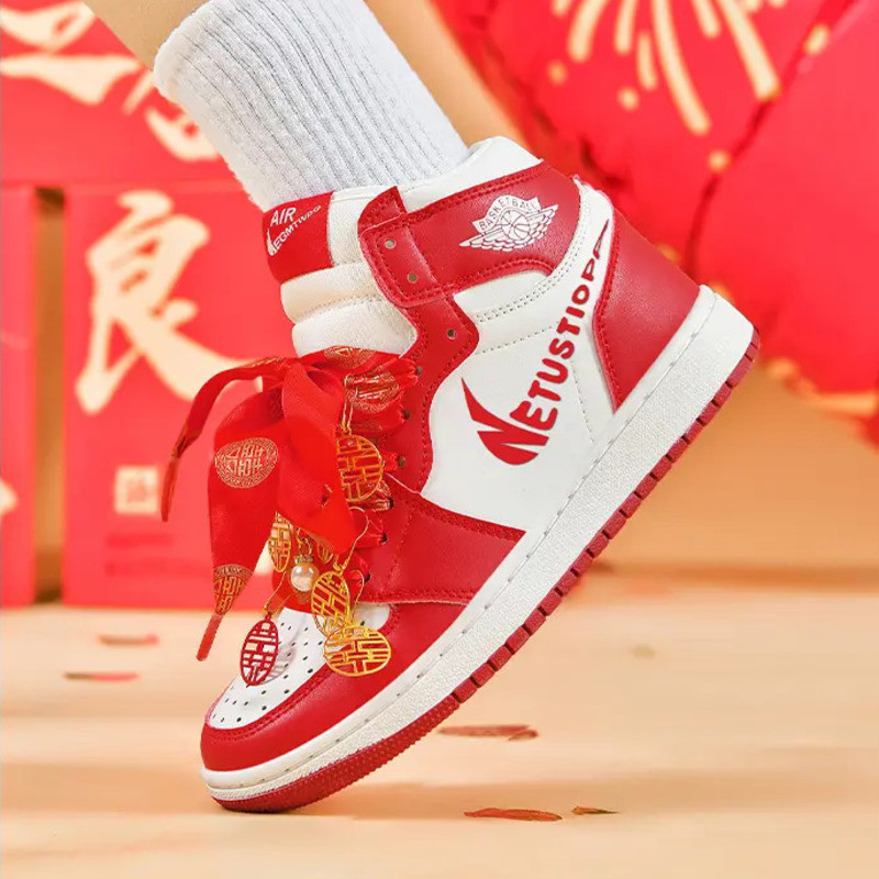 รองเท้ายืนยาวไม่เหนื่อยรองเท้าแต่งงาน High-Top สองสีสีแดงรองเท้าแต่งงานรองเท้าผ้าใบคู่แต่งงานรองเท้า